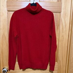 Woman’s Red 100% Merino Wool Turtleneck Sweater, Size Large.